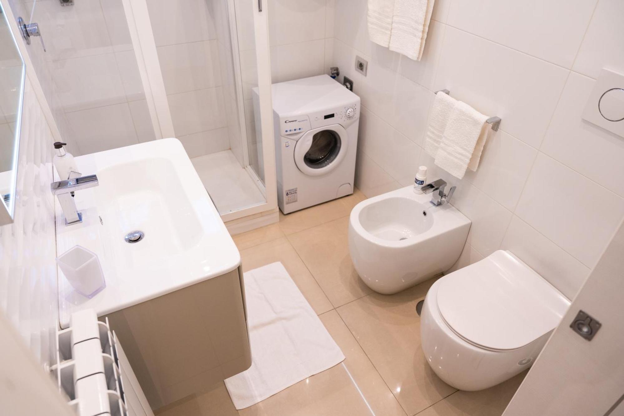 Moderno Alloggio A Roma Centro ภายนอก รูปภาพ